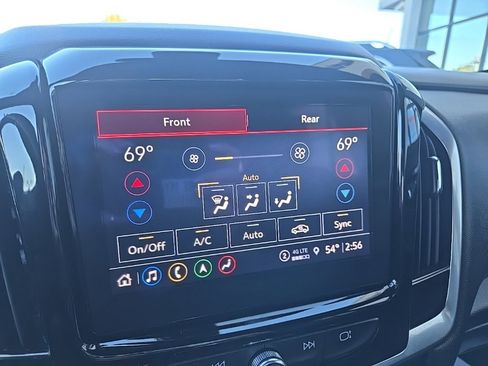 Used 2022 Chevrolet Traverse RS w/ LPO, Floor Liner Package image 53