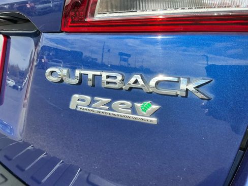 Used 2015 Subaru Outback 2.5i Premium image 19