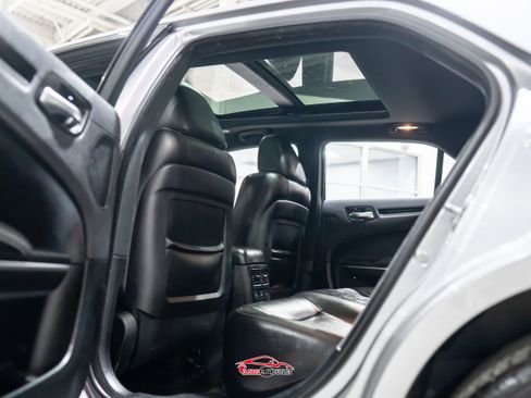 Used 2018 Chrysler 300 S w/ 300S Premium Group AWD/4WD image 21