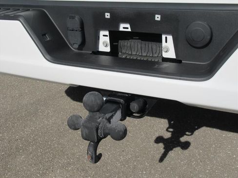 Used 2023 GMC Sierra 1500 Pro w/ Graphite Edition AWD/4WD image 9
