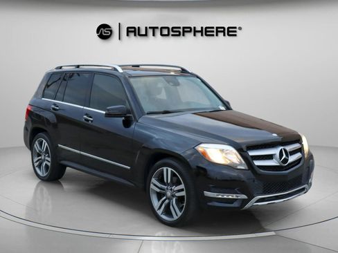 Used 2015 Mercedes-Benz GLK 350 GLK 350 Sport Utility 4D image 12