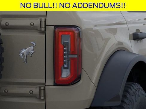 New 2026 Ford Bronco Badlands w/ Sasquatch Package image 24