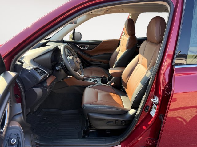 Certified 2023 Subaru Forester Touring AWD/4WD image 11