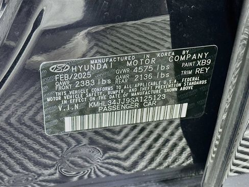 Certified 2025 Hyundai Sonata SEL FWD image 31