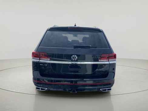 Used 2023 Volkswagen Atlas SEL Premium AWD/4WD image 4