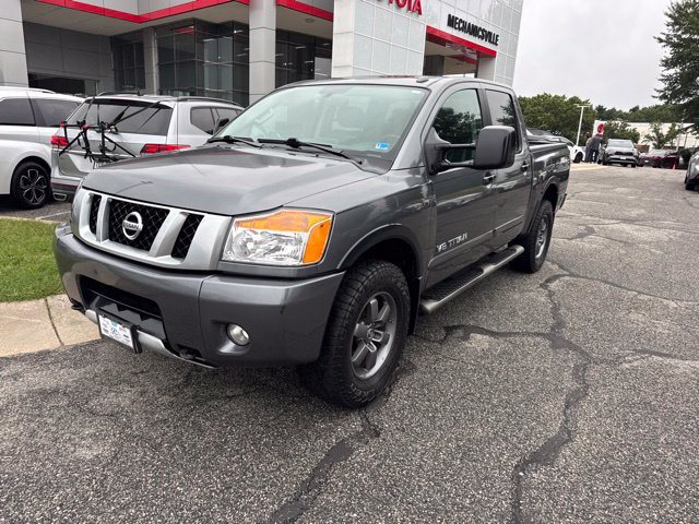 Used 2015 Nissan Titan PRO-4X w/ Pro-4x Luxury Package AWD/4WD image 2