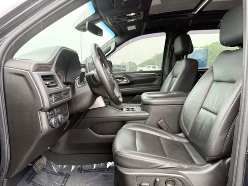 Used 2021 Chevrolet Suburban Z71 AWD/4WD image 19