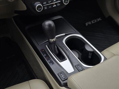 Used 2017 Acura RDX AWD image 21