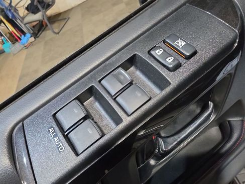 Used 2024 Toyota 4Runner TRD Off-Road Premium w/ Moonroof Package AWD/4WD image 15