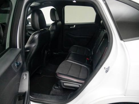 Used 2023 Ford Escape ST-Line AWD/4WD image 25