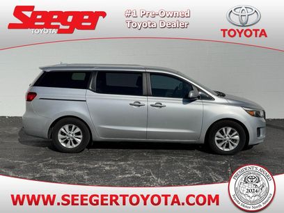 Used 2015 Kia Sedona LX