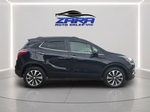 Used 2021 Buick Encore Preferred AWD/4WD image 8