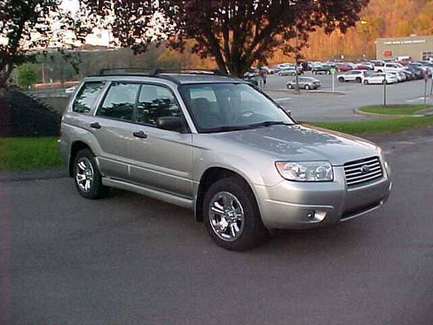 Used 2006 Subaru Forester 2.5X w/ Popular Equipment Group 1H AWD/4WD image 2