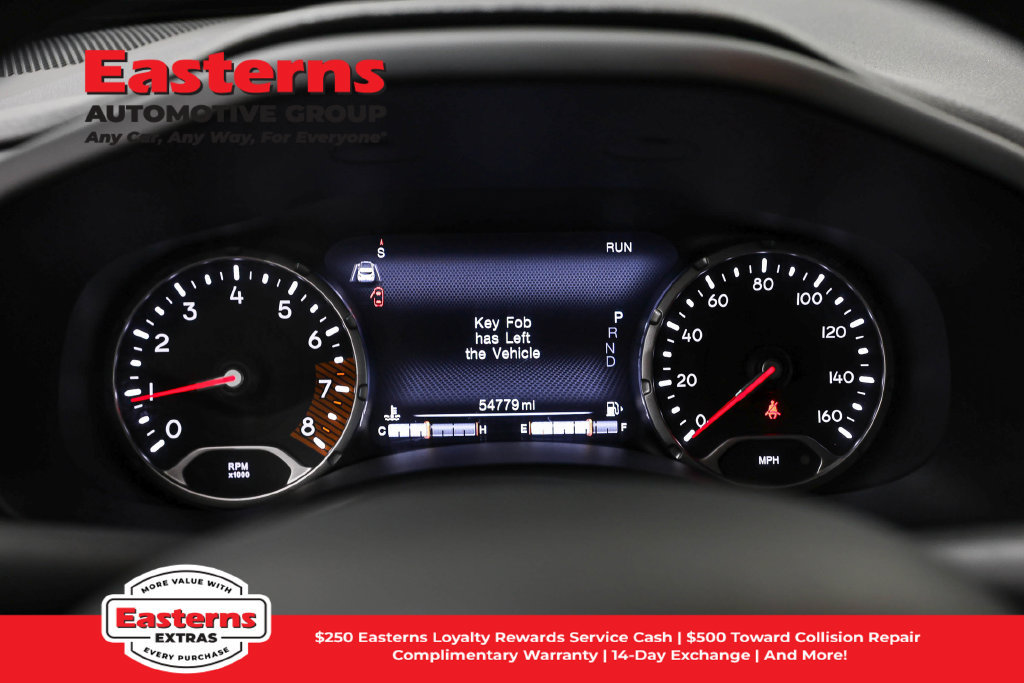 Used 2023 Jeep Renegade Trailhawk AWD/4WD image 18