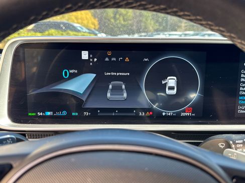 Used 2023 Hyundai Ioniq 6 SEL image 28