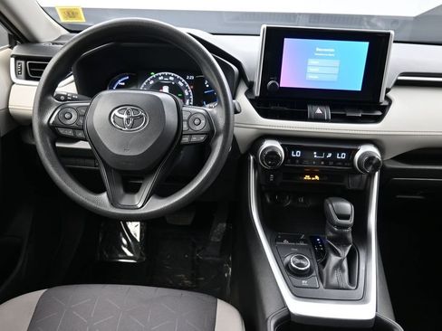 Certified 2025 Toyota RAV4 XLE w/ Convenience Package AWD/4WD image 19