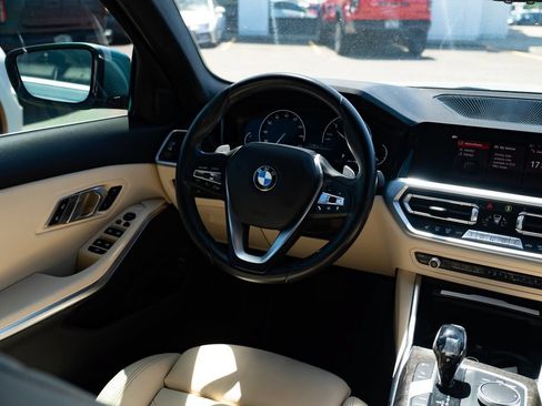 Used 2020 BMW 330i Sedan w/ Convenience Package RWD image 9