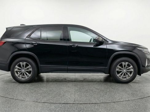Used 2025 Chevrolet Equinox LT FWD image 11