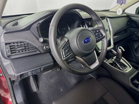 Certified 2025 Subaru Outback Premium AWD/4WD image 9