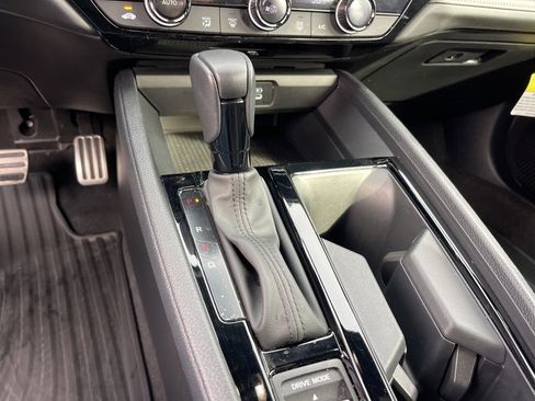 Used 2024 Honda Accord Sport image 14