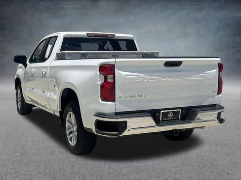 Used 2020 Chevrolet Silverado 1500 LT RWD image 3