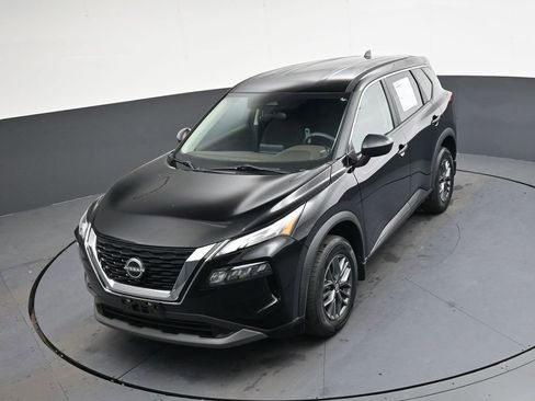 Used 2023 Nissan Rogue S image 31