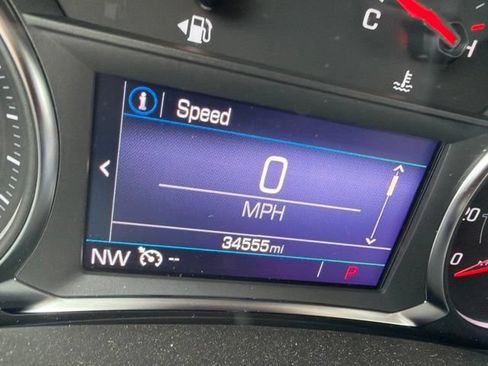 Used 2024 GMC Terrain SLE w/ Driver Convenience Package AWD/4WD image 8