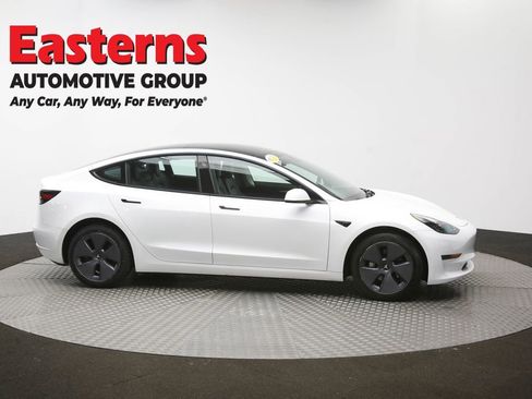 Used 2023 Tesla Model 3 Standard Range image 45