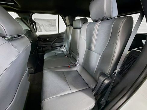 New 2026 Toyota 4Runner Limited AWD/4WD image 19