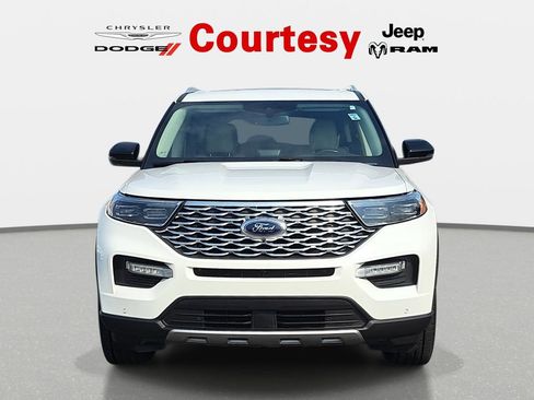 Used 2020 Ford Explorer Platinum w/ Premium Technology Package AWD/4WD image 9