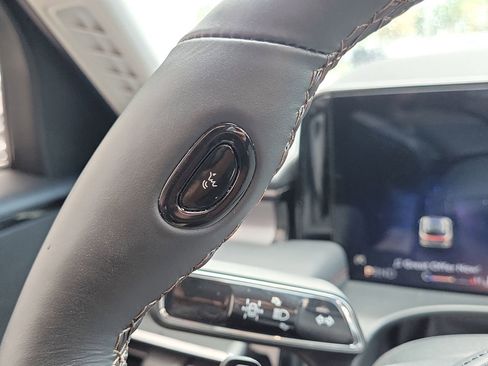 Used 2026 Lincoln Aviator 2WD image 32