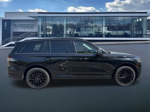 New 2026 Lincoln Aviator Reserve image 9