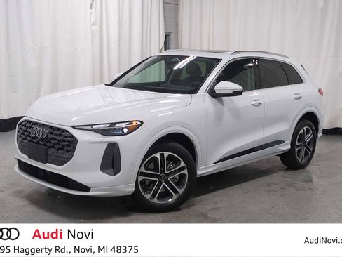 New 2025 Audi Q5 Premium image 1