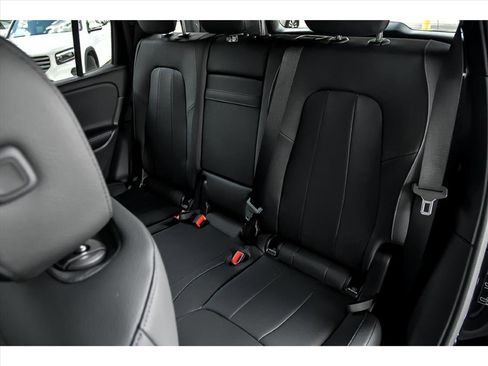 Certified 2025 Mercedes-Benz GLB 250 GLB 250 4MATIC image 15