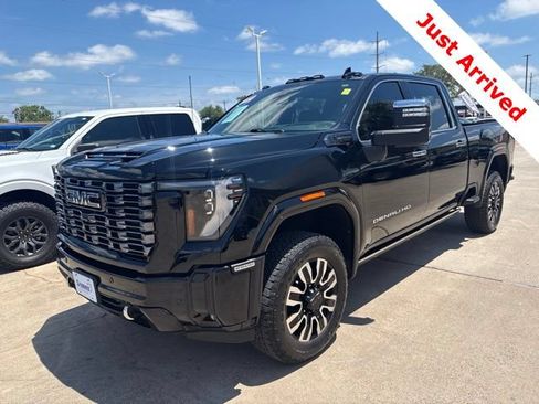 Used 2025 GMC Sierra 2500 Denali Ultimate AWD/4WD image 1
