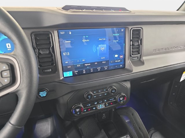 Used 2026 Ford Bronco Badlands AWD/4WD image 20