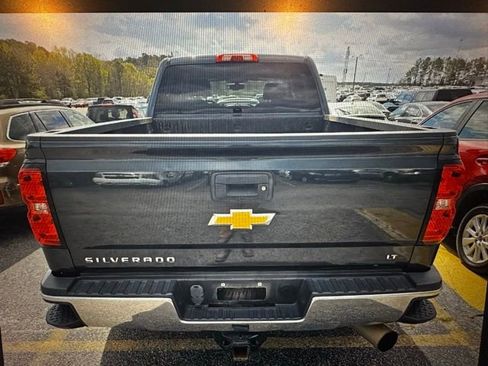 Used 2019 Chevrolet Silverado 2500 LT w/ LT Convenience Package image 6