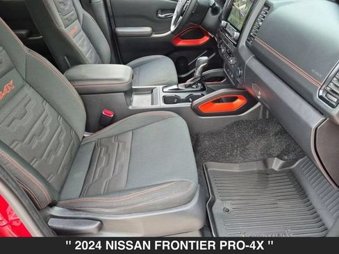 Used 2024 Nissan Frontier PRO-4X w/ Technology Package AWD/4WD image 32