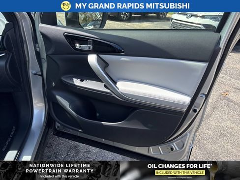 New 2026 Mitsubishi Eclipse Cross SEL AWD/4WD image 13