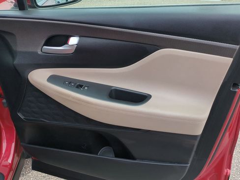 Used 2019 Hyundai Santa Fe SE FWD image 24