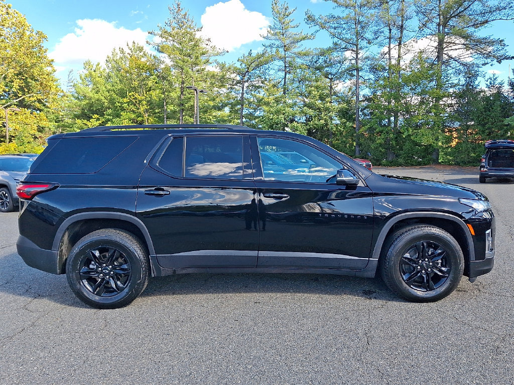 Certified 2023 Chevrolet Traverse LT w/ Midnight/Sport Edition AWD/4WD image 7