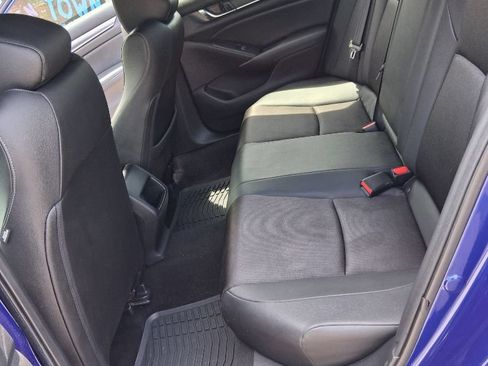 Used 2020 Honda Accord Sport image 7