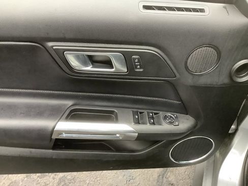 Used 2023 Ford Mustang Premium image 10