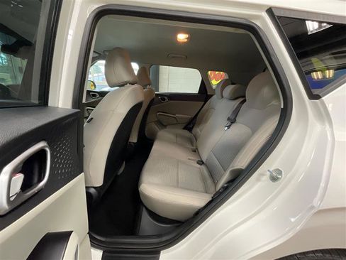 Used 2022 Kia Soul S image 21