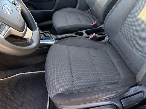 Used 2019 Hyundai Accent SE FWD image 16