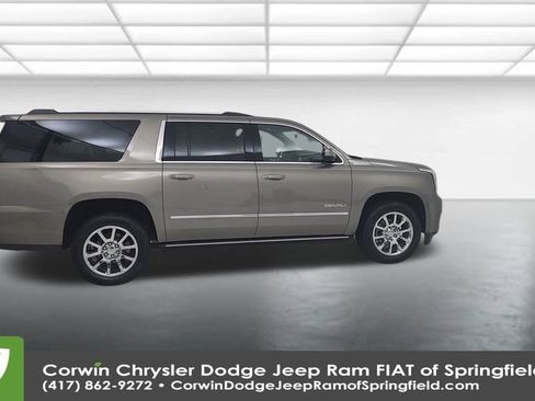 Used 2019 GMC Yukon XL Denali w/ Open Road Package image 16