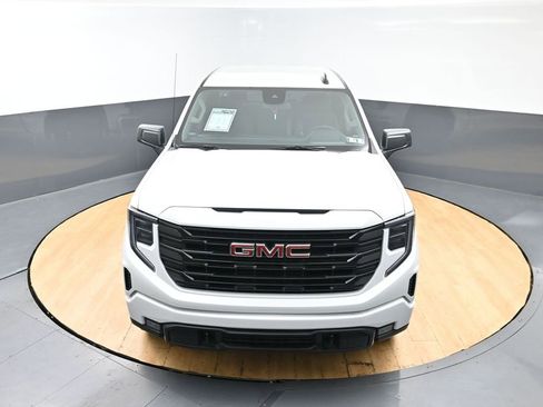 Used 2026 GMC Sierra 1500 Elevation AWD/4WD image 6