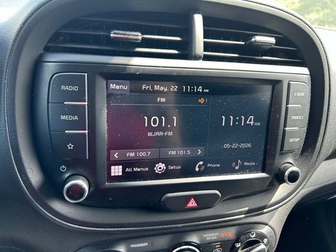 Used 2023 Kia Soul LX w/ Option Group 015 FWD image 24