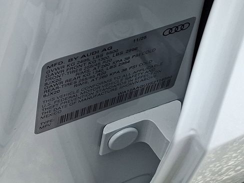 New 2025 Audi Q5 Premium Plus image 10