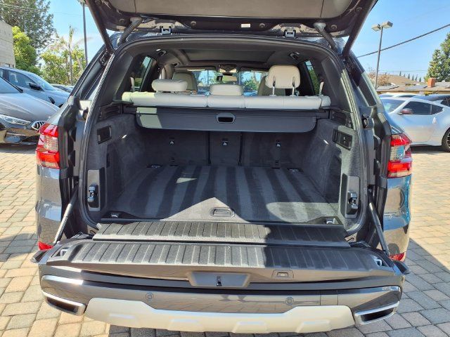 Used 2022 BMW X5 sDrive40i w/ Parking Assistance Package RWD image 11